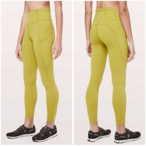 Lululemon Fast and Free Tight II 25" *Non-Reflective Nulux
Golden Lime Size 4